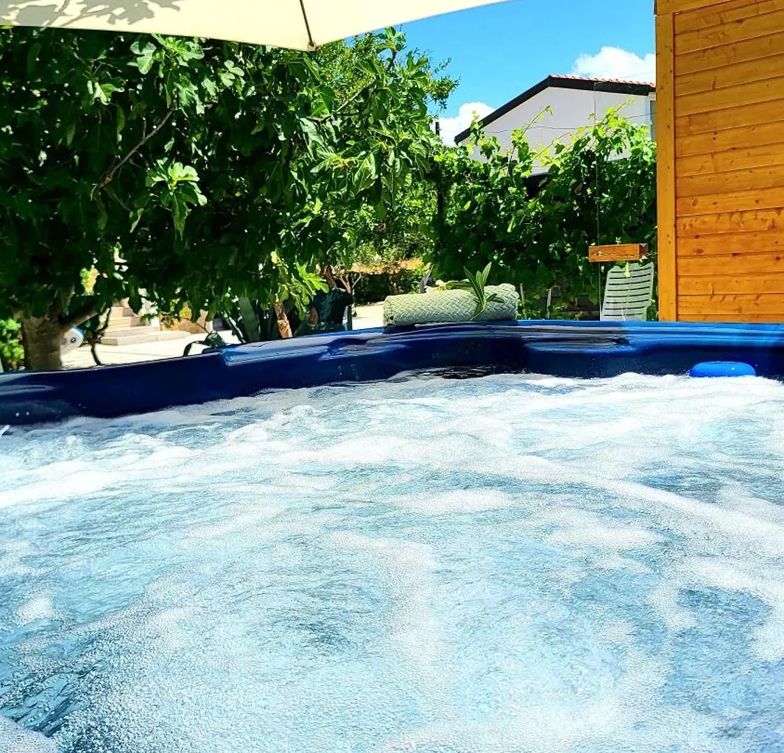 Wellness-Villa-نين